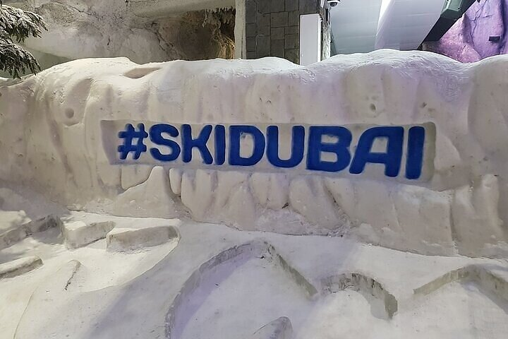 Experience skiing and snowboarding in a desert oasis complete with penguin encounters and exciting rides all within a winter wonderland at Ski Dubai. Discover endless fun and adventure.